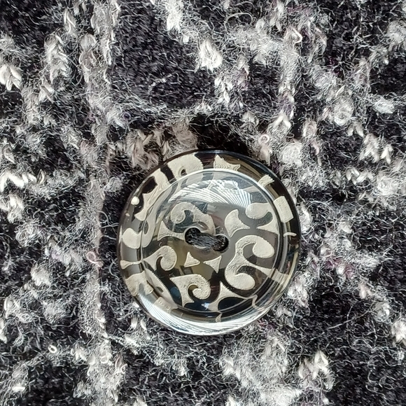 CURIO Black Gray Silver Large Button Detail Snap Front Cardigan Sweater - Picture 8 of 14